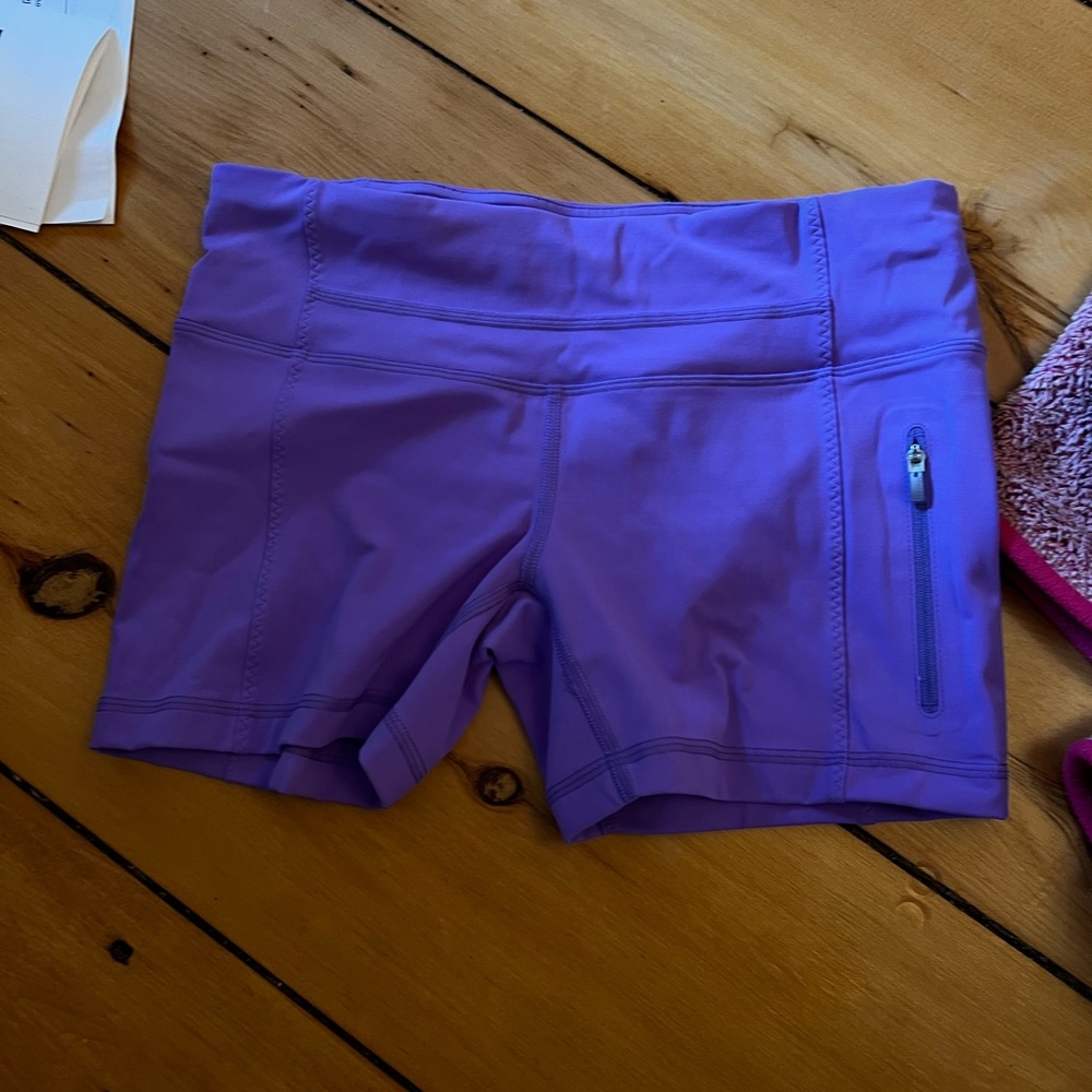 Lu lu lemon short bike shorts.  Like new.